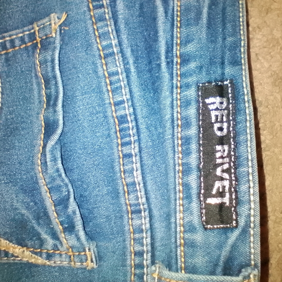 Red Rivet Dark Blue Jean Shorts - Picture 5 of 9